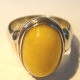 Ovaler Silberring mit gelbem, butterscotch Bernstein / GR.53
